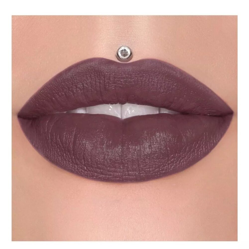 Jeffree Star Velvet Trap Mouse Trap